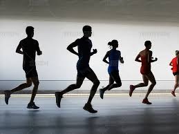 为什么棒球服的材质从厚重的羊毛演变为轻量化排汗的合成材料