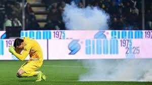 [NBA]波特断球妙传 字母哥前场献暴扣