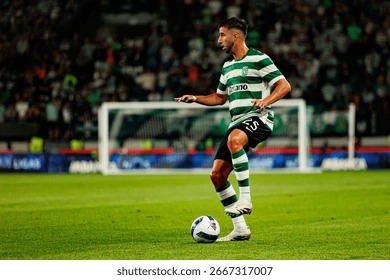 02：13女孩子也可以感受高尔夫的快乐 真的对体态很好运动 高尔夫 挥杆 欢迎大家找我一起练球呀